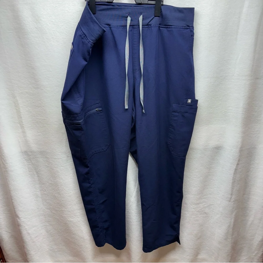 FIGS Technical Collection Navy Blue Cargo Scrub Pants‎ XXLP